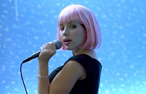 Актрисы, которые покрасили свои волосы в яркий цвет ради роли