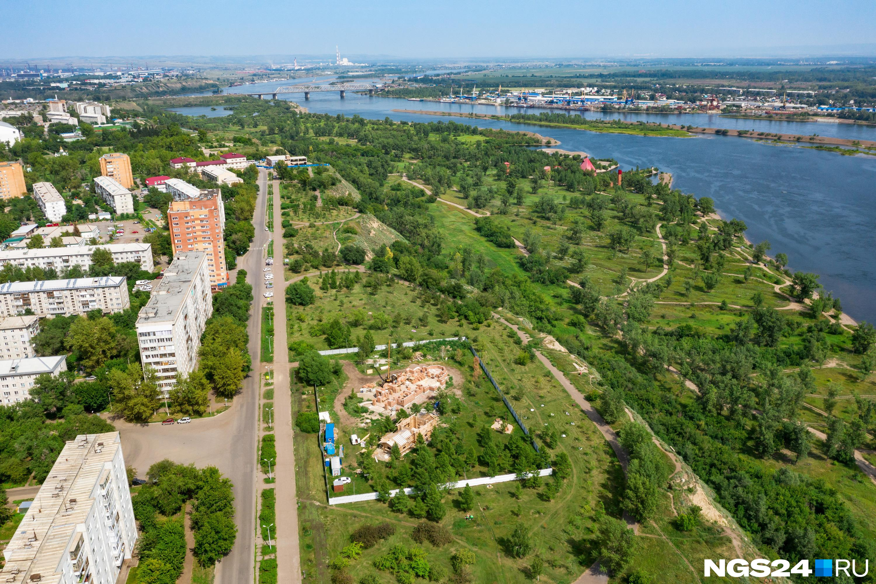 В Красноярске в Зеленой роще до конца лета закроют участок Ульяновского