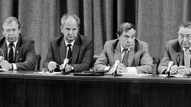 Смог бы ГКЧП сохранить СССР, если бы он победил