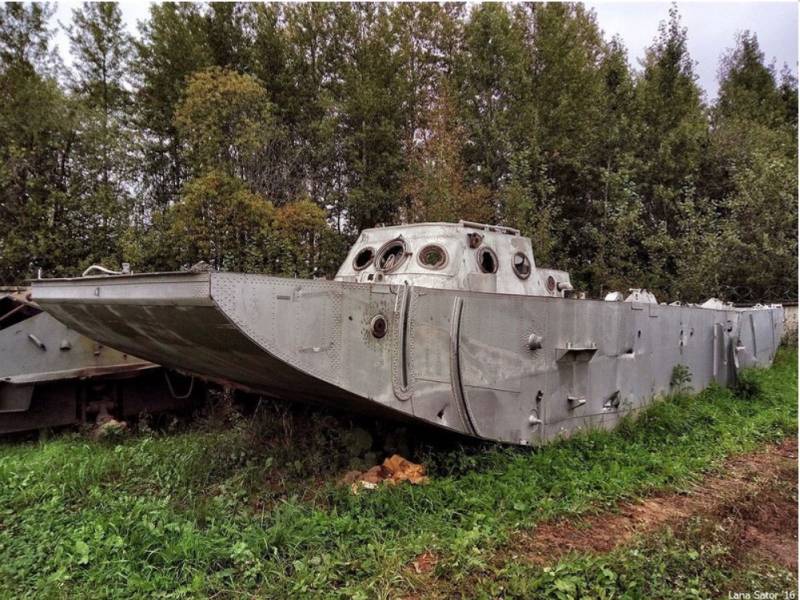 История зампотеха: танковый десант на подводных крыльях оружие