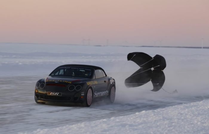 Как остановить автомобиль, если отказали тормоза