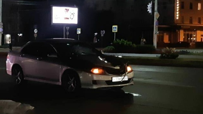 Автомобиль насмерть сбил человека в центре Барнаула