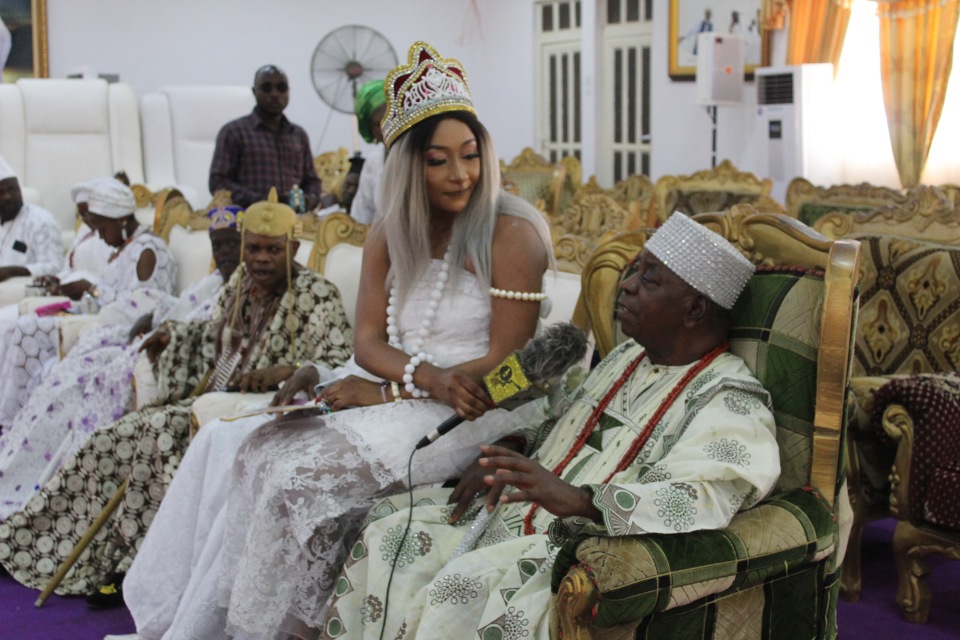 Фестиваль Бога коммерции и торговли в городе Ифе Фестиваль Бога коммерции и торговли в городе Ифе