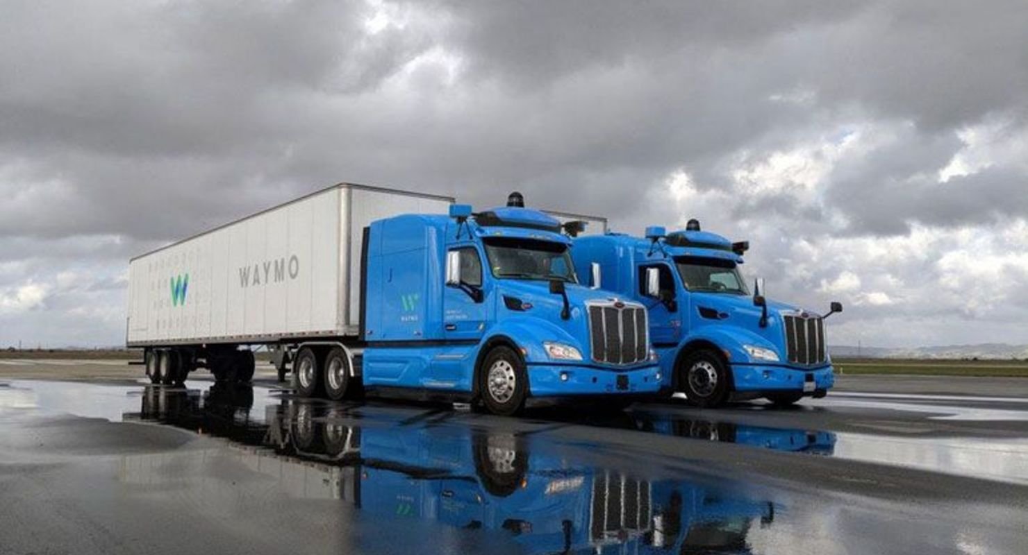 Беспилотные фуры Waymo начнут доставлять грузы в Техасе