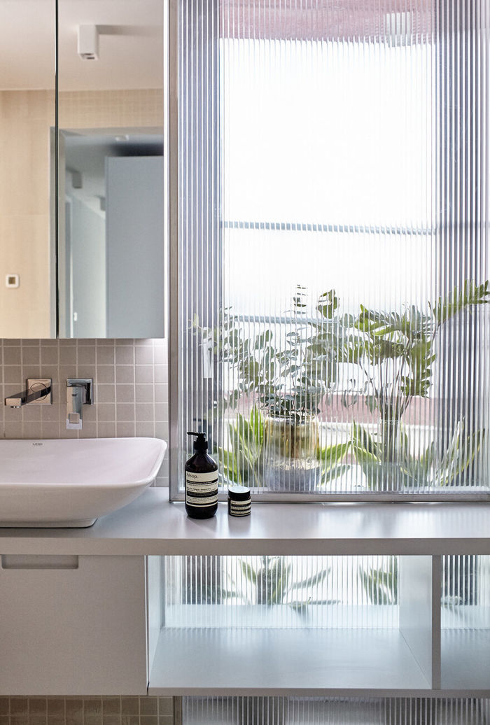 Воздушная и светлая квартира с креативной планировкой зигзагом Воздушная и светлая квартира с креативной планировкой зигзагом зонирование,интерьер и дизайн,квартира,планировка