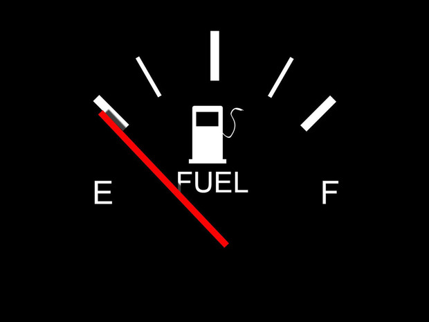 Когда бензин кончается: пошаговый гид топлива, всего, больше, можно, образом, метров, лампочка, километров, горит, заправки, нужно, машину, придется, способ, двигатель, пилить, зеленым, давно, машины, запас