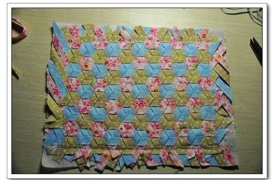 Японская, мозаичная техника плетения из ткани. Идеи - для вашей рукодельной копилки! можно, разные, открытых, источников, ткани, взяты, бейки, косой, изделия, через, также, ткань, только, закрепления, сгибов, утюгом, прогладить, сгибы, проклеить, Японские