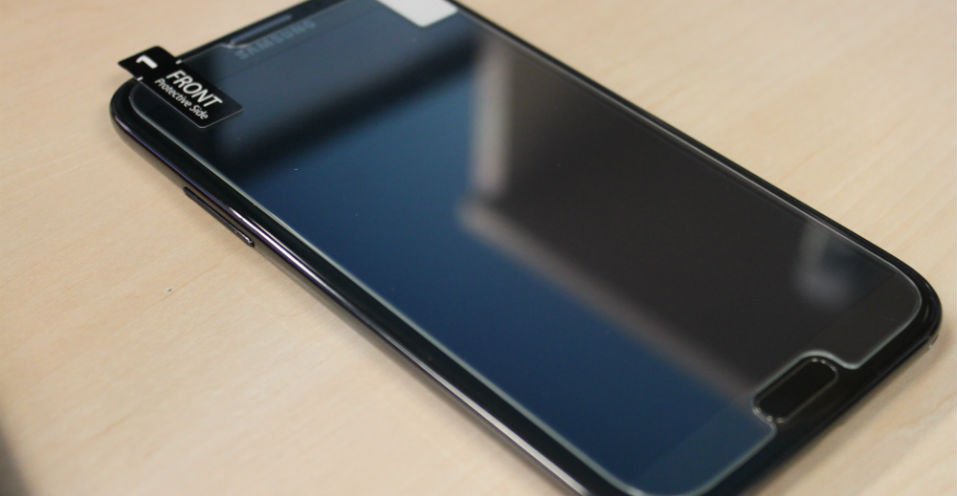 Дорогие и дешевые защитные стекла: чем они отличаются? 