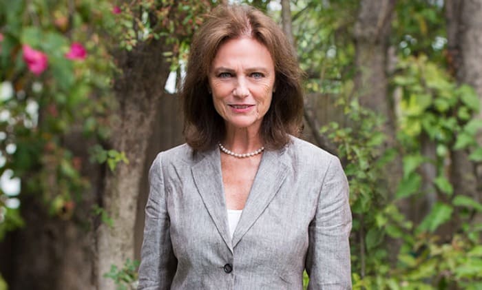 Жаклин Биссет – 75: Почему главная сердцеедка Голливуда отказалась от замужества и детей актрисы,знаменитости,кино,стиль жизни