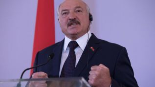 Если Беларусь сделает ошибку по границе, это вовлечет Россию, - Лукашенко