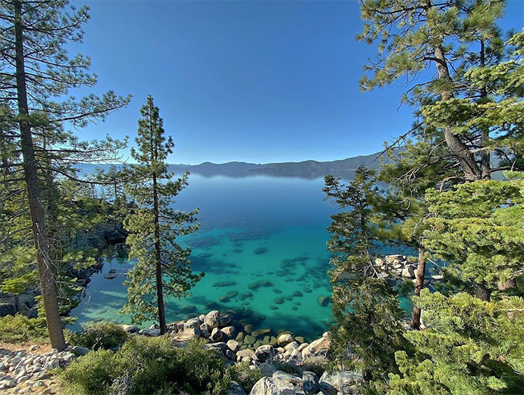 Романтический пикник и прогулка на катере: Джастин и Хейли Бибер провели выходные на озере Тахо Романтический пикник и прогулка на катере: Джастин и Хейли Бибер провели выходные на озере Тахо Звезды,Звездные пары