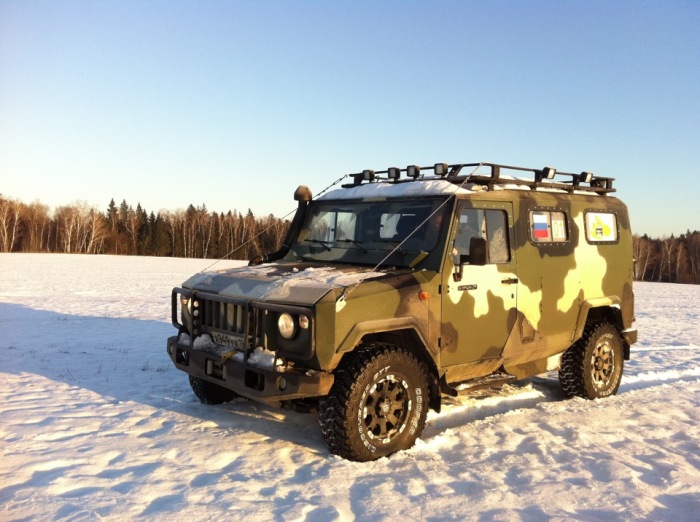 УАЗ Скорпион-2М – гражданская версия бронированной машины. | Фото: drive2.ru.