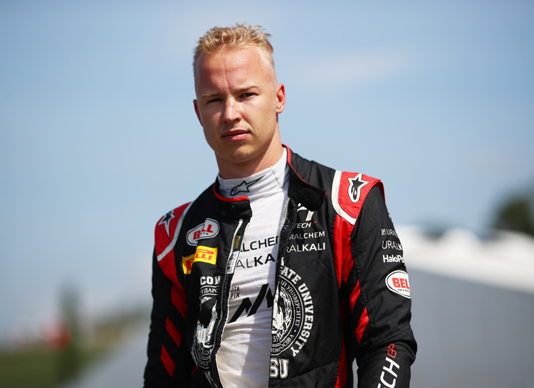 Свершилось: сын Михаэля Шумахера дебютирует в "Формуле-1" Свершилось: сын Михаэля Шумахера дебютирует в "Формуле-1" Дети,Дети знаменитостей