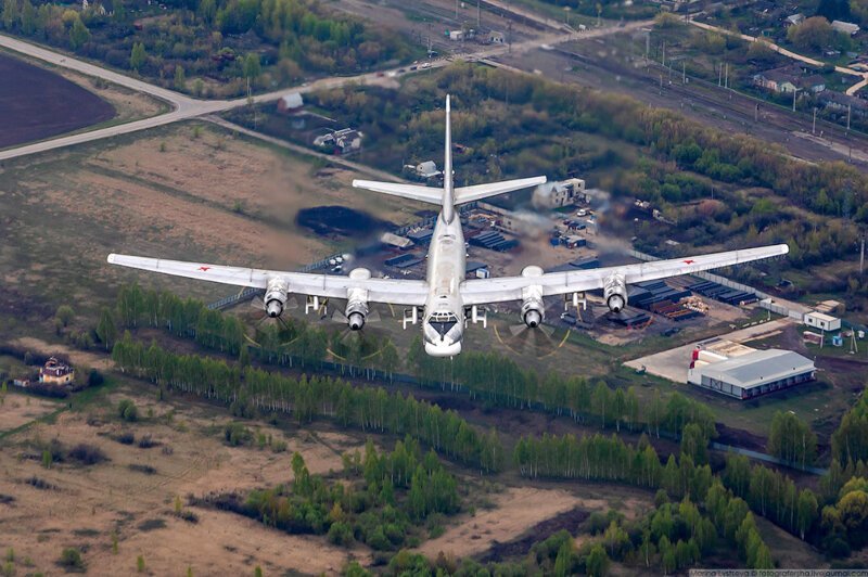 Москва из кабины самолета Ил-78 Москва из кабины самолета Ил-78