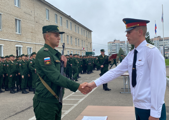 В 190 школе военных поваров Московского военного округа привели к присяге молодое пополнение из числа военнослужащих срочной службы