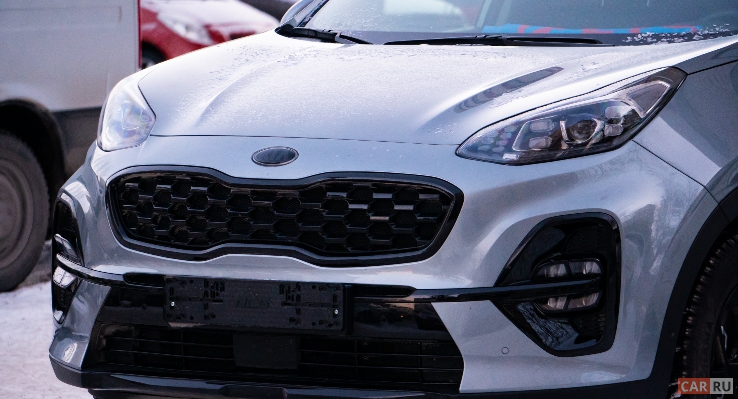 Автодилеры РФ перечислили, какие автомобили появятся у нас этой осенью