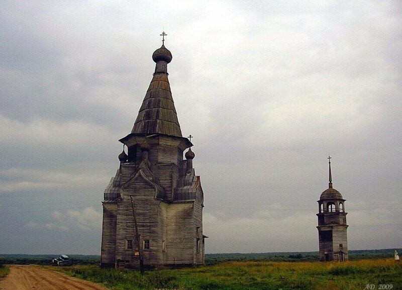 Всё немного покосилось архитектура,жилье,здания,строения