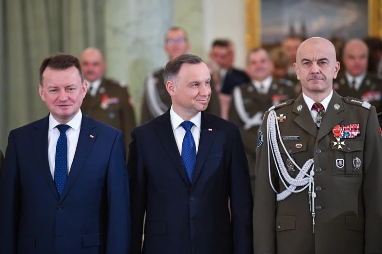Как одна русская ракета «сбила» нескольких польских генералов геополитика