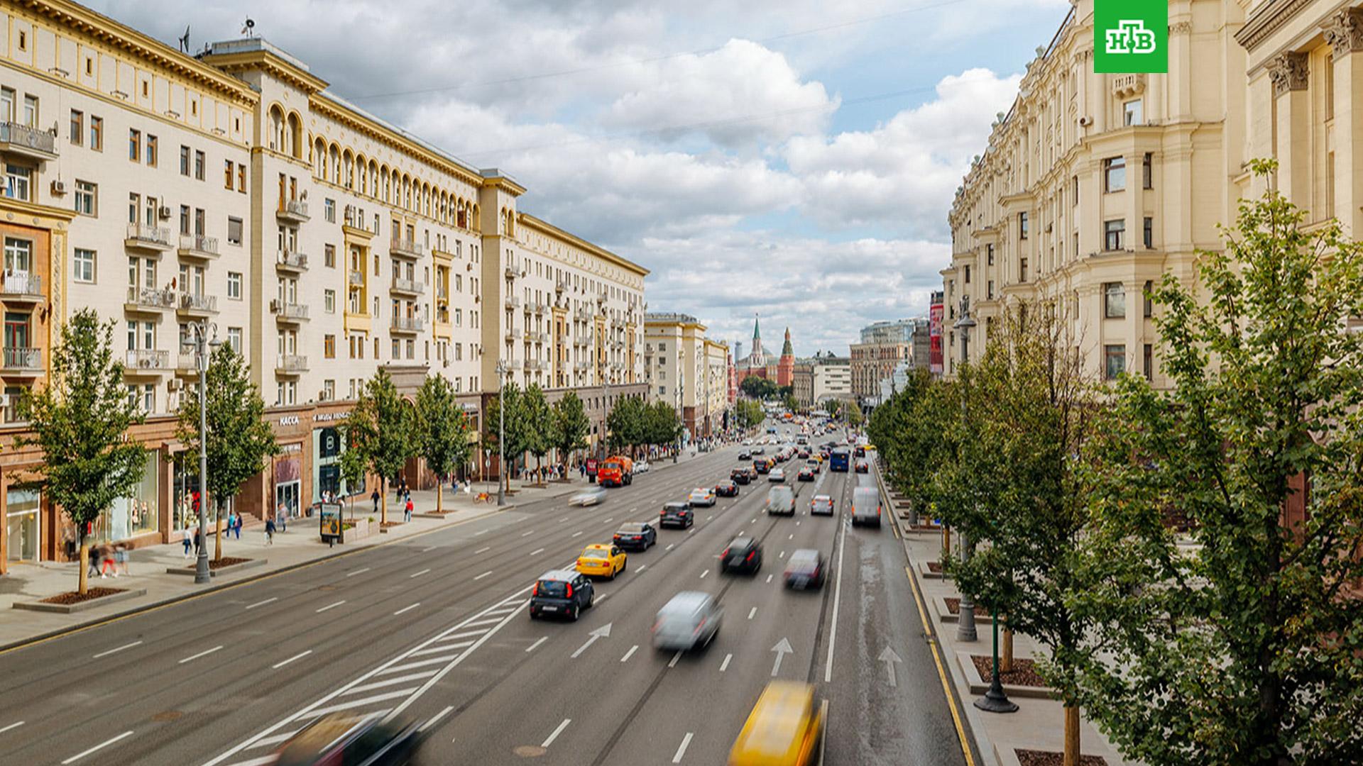 Главная улица москвы. Тверская улица. Тверская Москва. Тверской улице в Москве. Азербайджан Тверская улица.