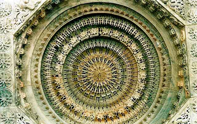 Храмы Индии. Удивительная резьба по камню