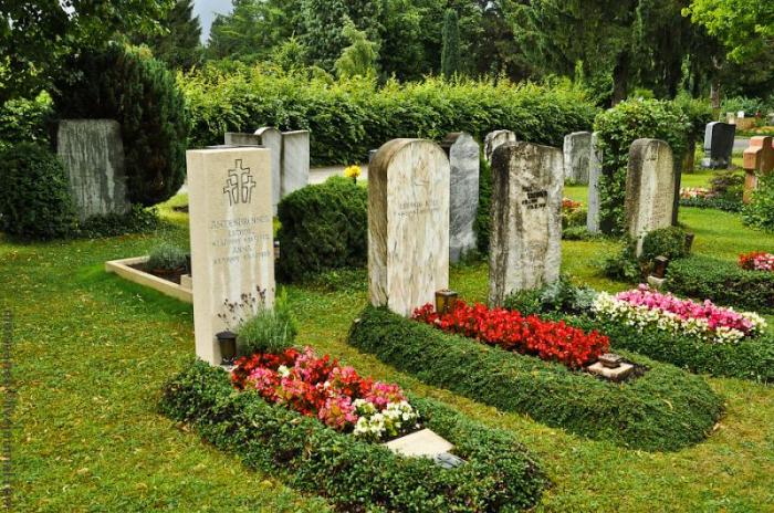 Старинное кладбище Грефельфинга - место где пересекается прошлое и настоящее (28 фото)