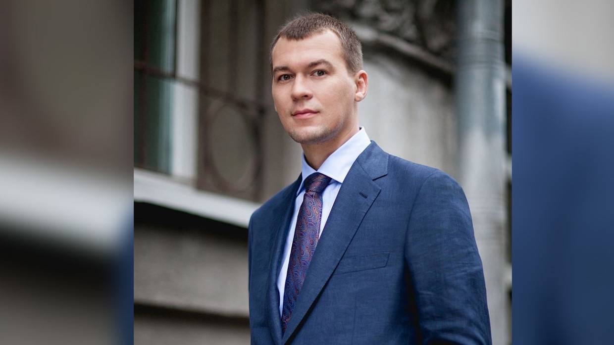 Дегтярев поздравил хабаровчан с Днем народного единства