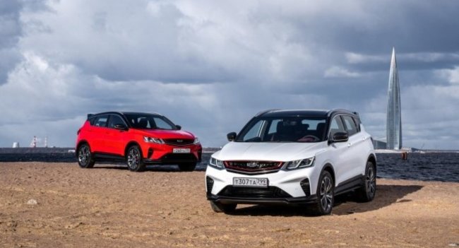 Geely в прошлом году увеличила продажи в России на 59% Автомобили