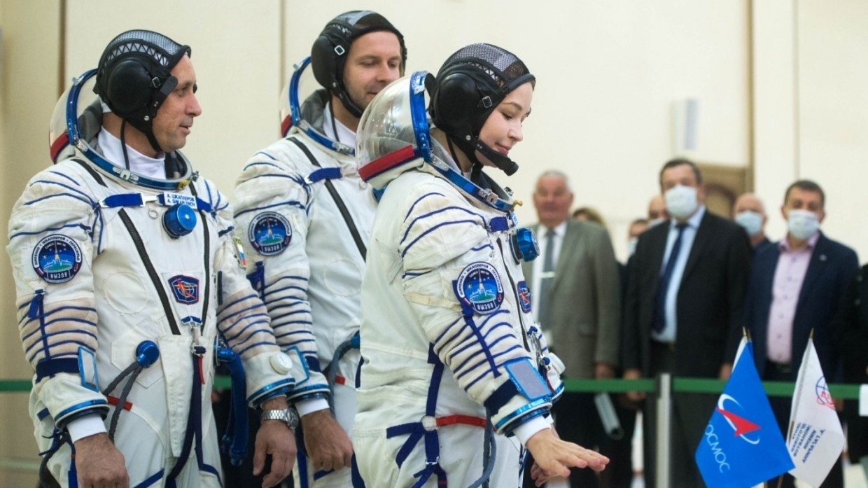 Отец Сергий освятил «Союз-2.1а» накануне отправки Пересильд и Шипенко в космос