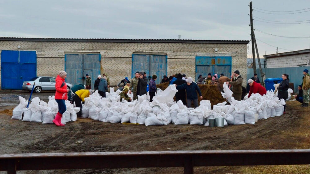 В Тюменской области начали эвакуацию жителей деревень, которым грозит затопление