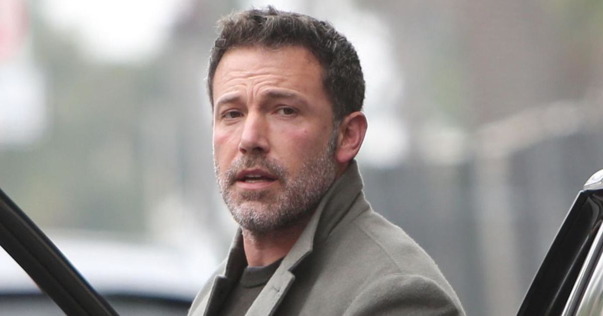 Джон уик колл центр. Бен аффлек до и после. Бен аффлек. Бен аффлек алкоголизм. Бен аффлек после пластики.