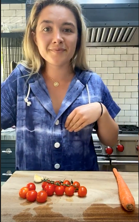 25 способов провести изоляцию по примеру зарубежных звезд: арт-терапия Кэти Холмс, эксперимент Джима Керри и другие 25 способов провести изоляцию по примеру зарубежных звезд: арт-терапия Кэти Холмс, эксперимент Джима Керри и другие Звезды,Новости о звездах