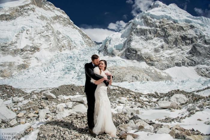 Свадьба на Эвересте (17 фото)