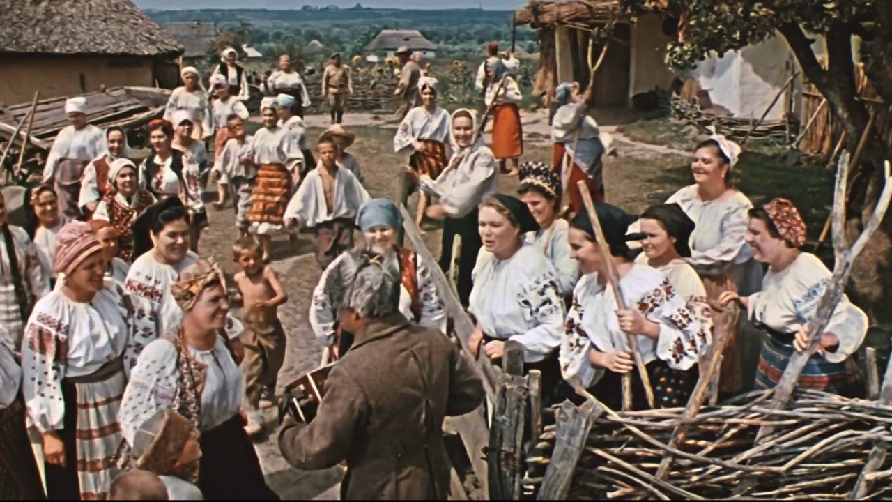 За кадром “Свадьбы в Малиновке”: почему актрису заменил каскадёр и другие факты о фильме