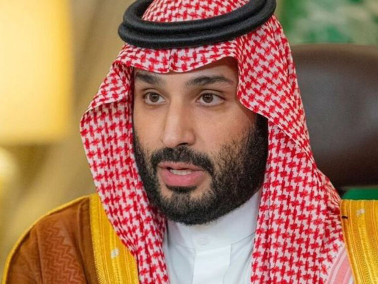 Экс-разведчик Саудовской Аравии раскрыл планы принца занять трон с помощью «отравленного перстня» из РФ
