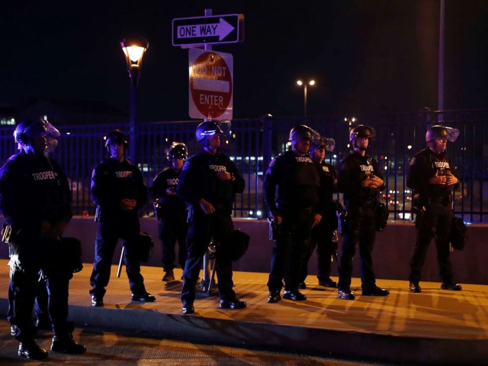 PHOTO: Police guard on-ramps to Interstate 64 as protesters gather, Sept. 15, 2017.