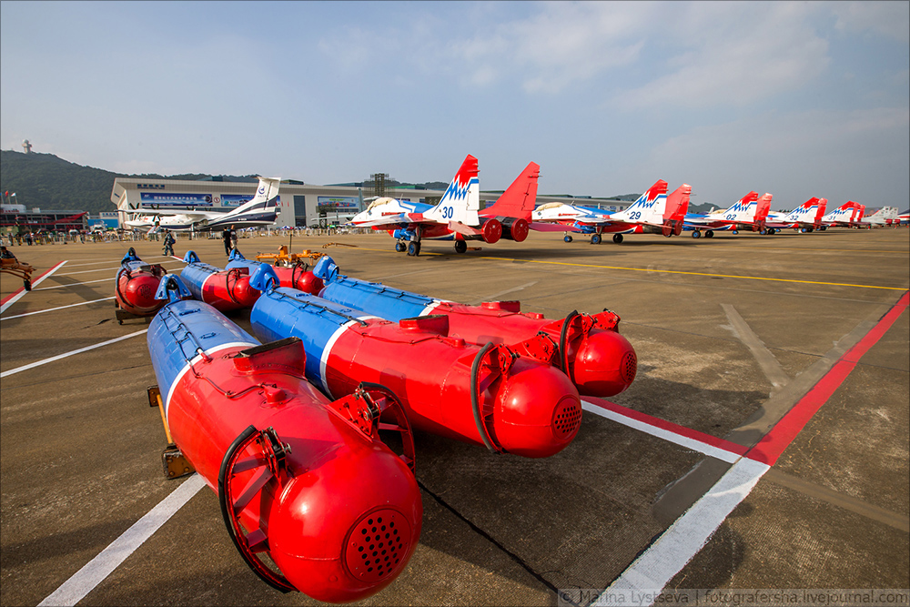 Русские витязи и Стрижи на China Airshow 2016