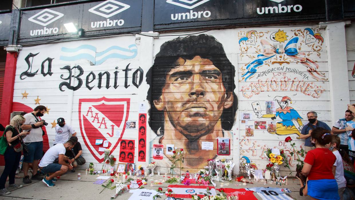 Адвокат Марадоны заявил, что легендарный футболист умер из-за плохого лечения