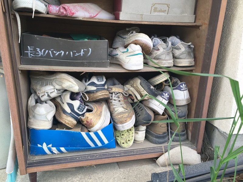 В гараже одного из частных домов в городе Томиока Припять, Чернобыль, авария, история, фукусима