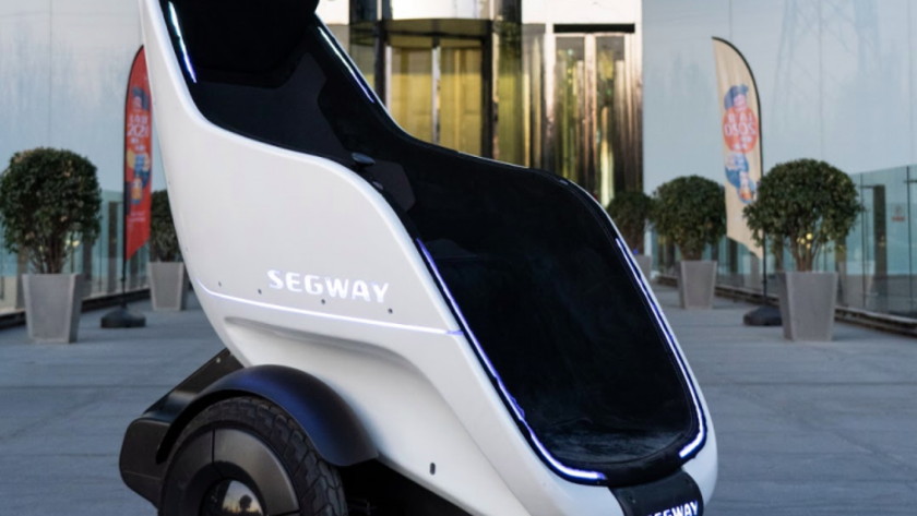 Segway S-Pod: футуристический трон на колёсах в виде яйца