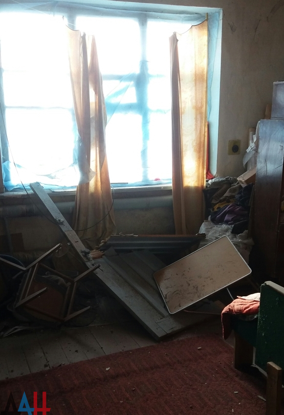 Армия Порошенко утром обстреляла общежитие в Макеевке