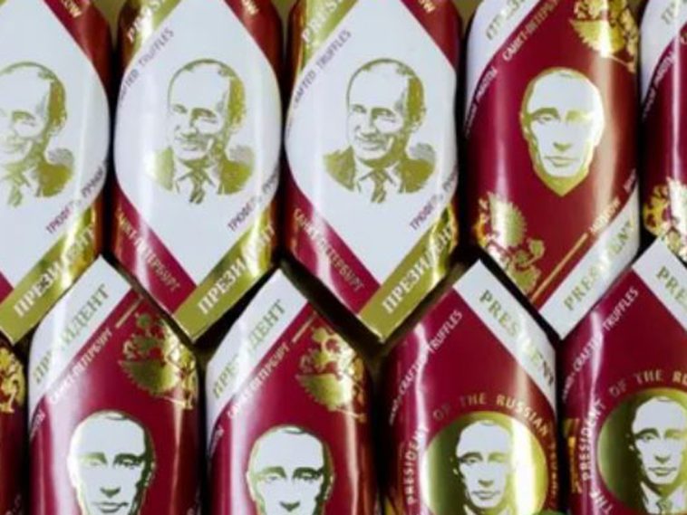 Россиянка обнаружила на рынке конфеты с изображением Путина по 5000 рублей за килограмм (ФОТО)