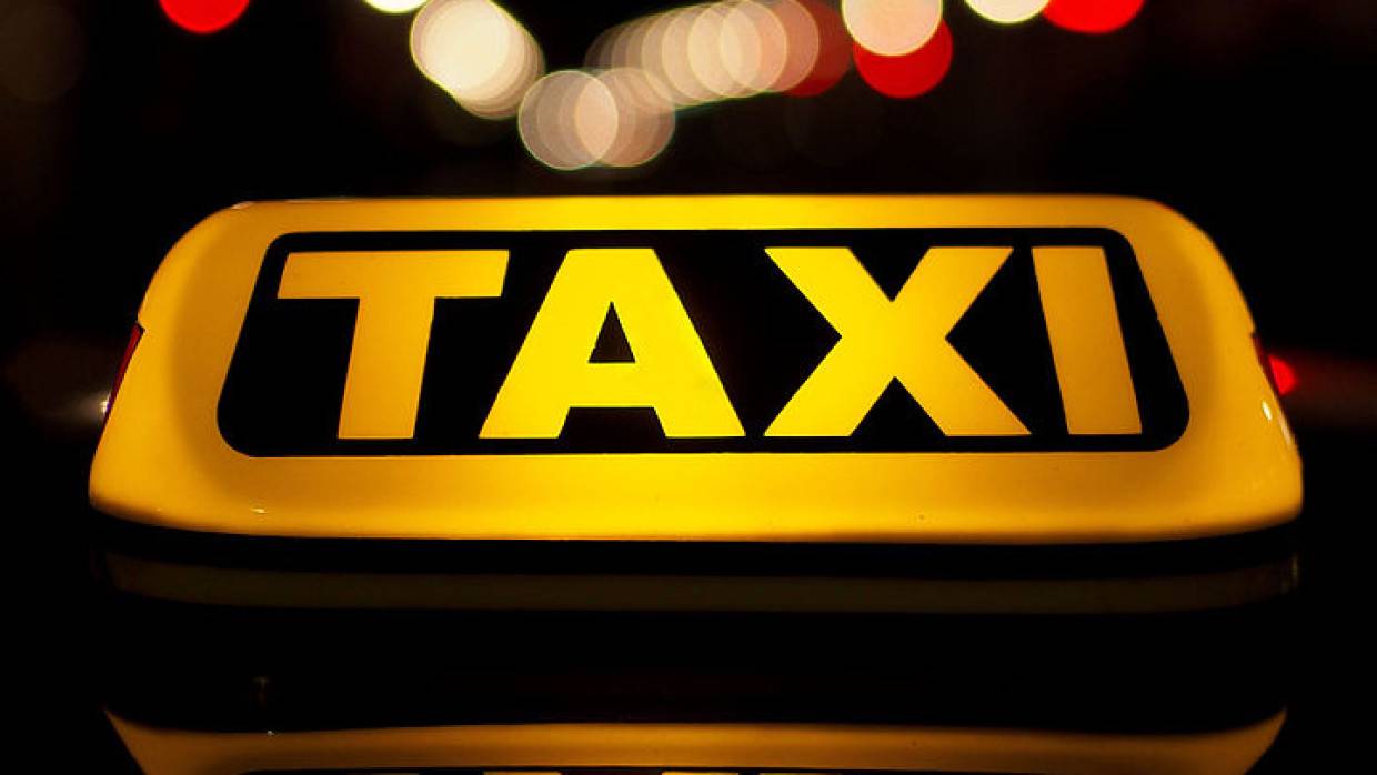 Эксперт Холод предупредила москвичей о двукратном росте цен на такси в новогоднюю ночь
