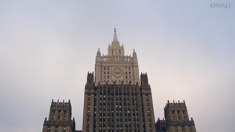 МИД назвал бессмысленным обсуждение Украины на Совете Россия — НАТО Политика