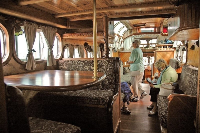 «Миротворец» - уникальный автобус, созданный руками энтузиастов 