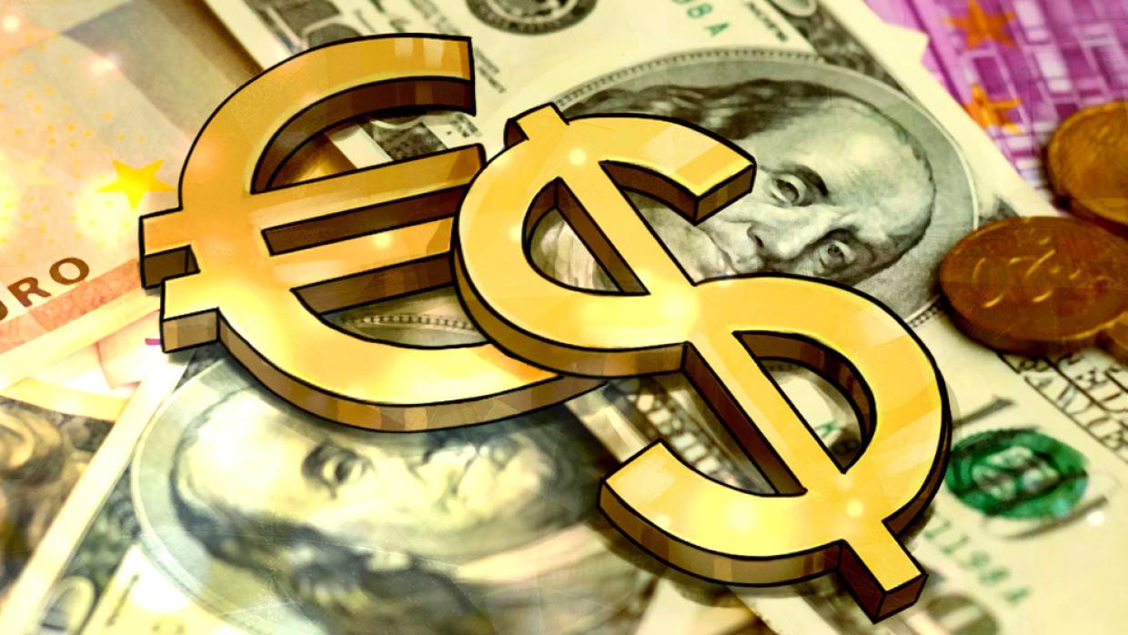 Торги Мосбиржи открылись ростом доллара и евро