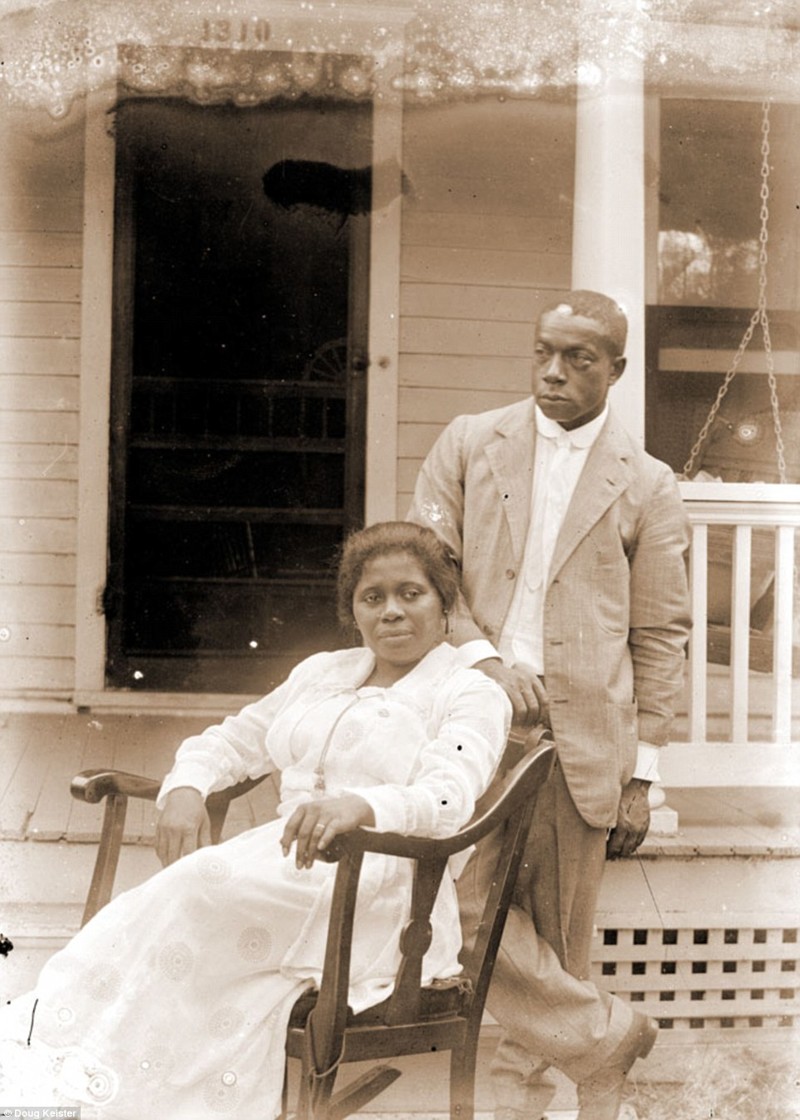 С 1910 по 1925 год фотограф-любитель Джон Джонсон сделал сотни фотографий темнокожих общин и иммигрантов в Линкольне, штат Небраска афроамериканец, история, прошлое, сегрегация, фотография