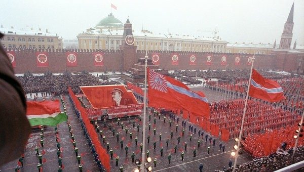 Ноябрьские праздники в СССР: как это было