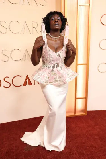 Изабель Зуаа