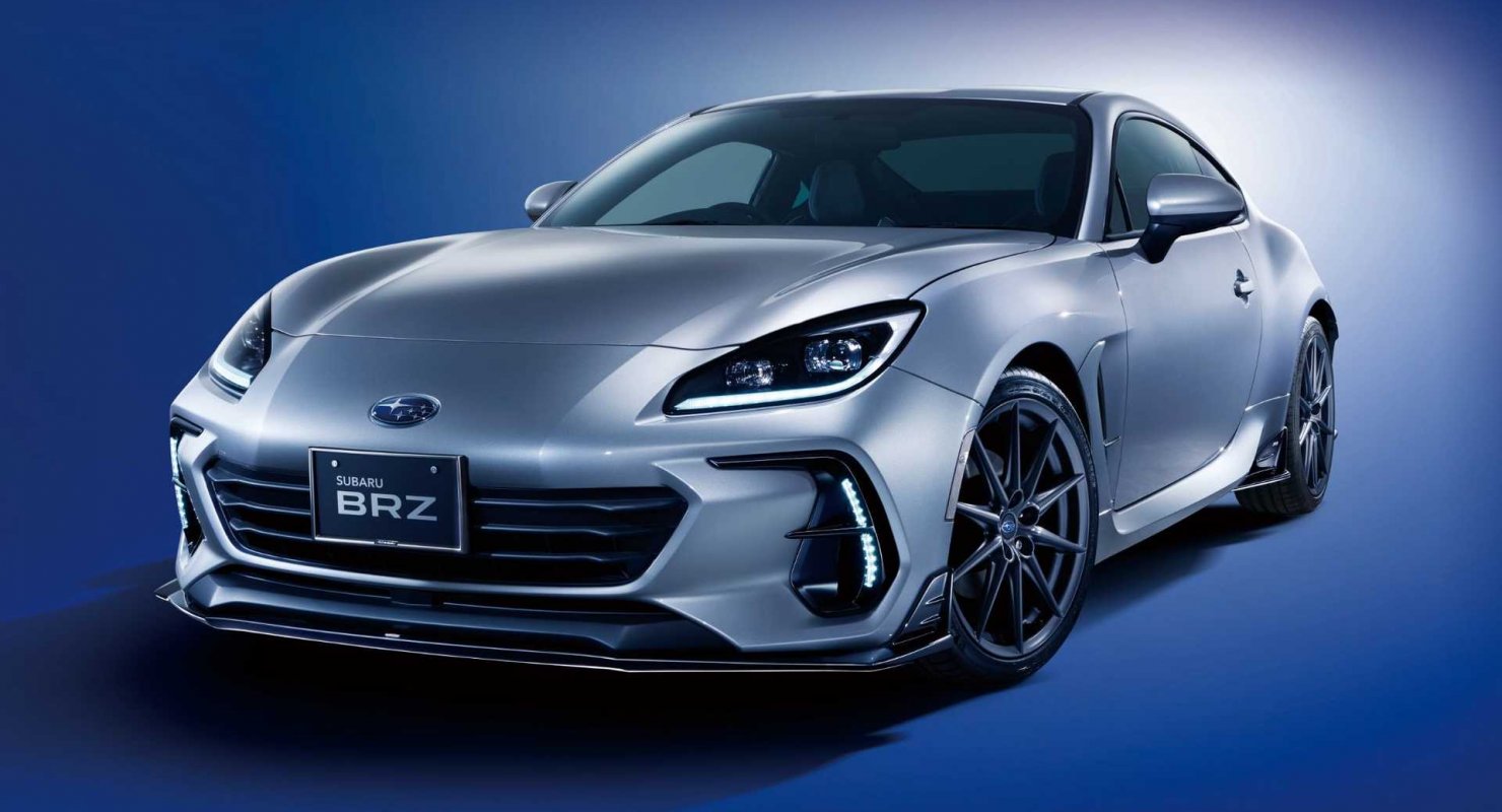 Subaru BRZ 2022 года станет спортивнее с заводскими надстройками Автомобили