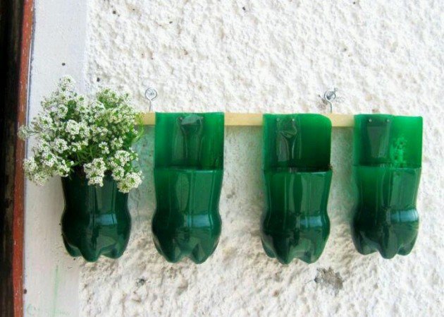 Вазы из пластиковых бутылок для дома и дачи,поделки из пластиковых бутылок